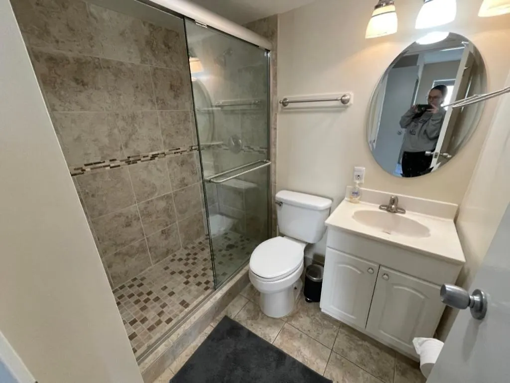 Playing Hooky At Dolphin Run-Oceanfront Condo-Pool Вирджиния-Бич Дом отдыха